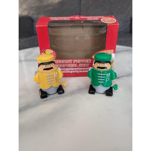 Sergeant Pepper and Corporal Salt Novelty Shakers - Picture 3 of 5
